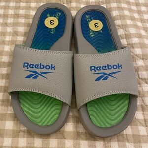 Reebok Kids Gray and Green Slides